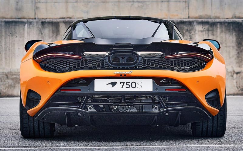  McLaren 750S 