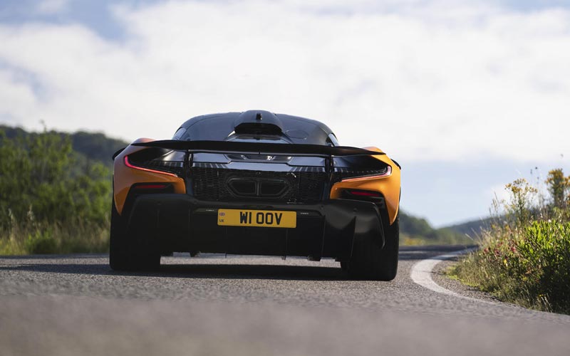 ���� McLaren W1 