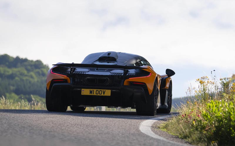 ���� McLaren W1 