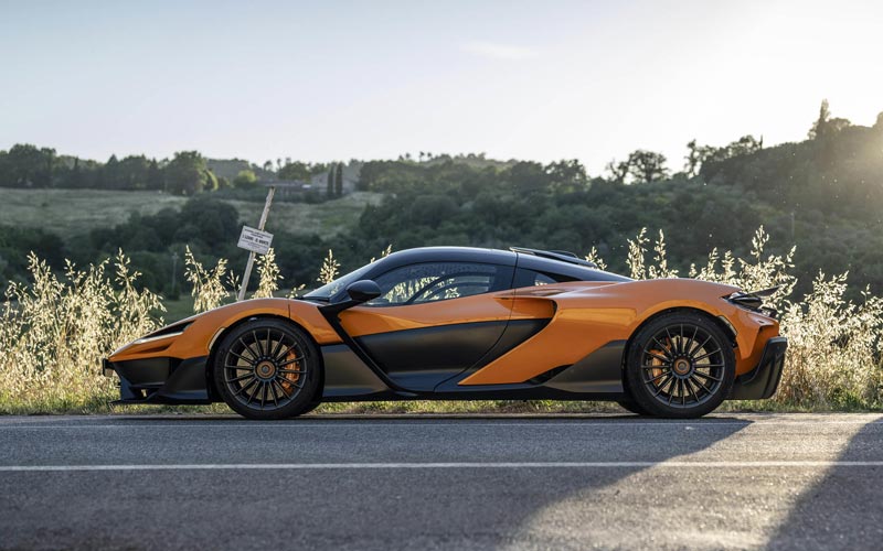 ���� McLaren W1 