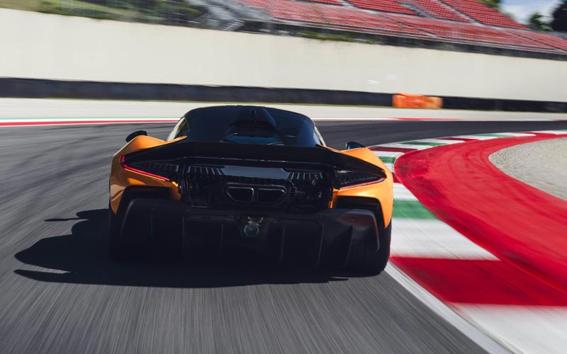 ���� McLaren W1 