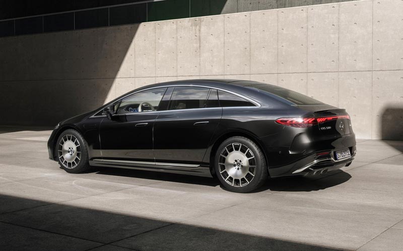 ���� Mercedes EQS 