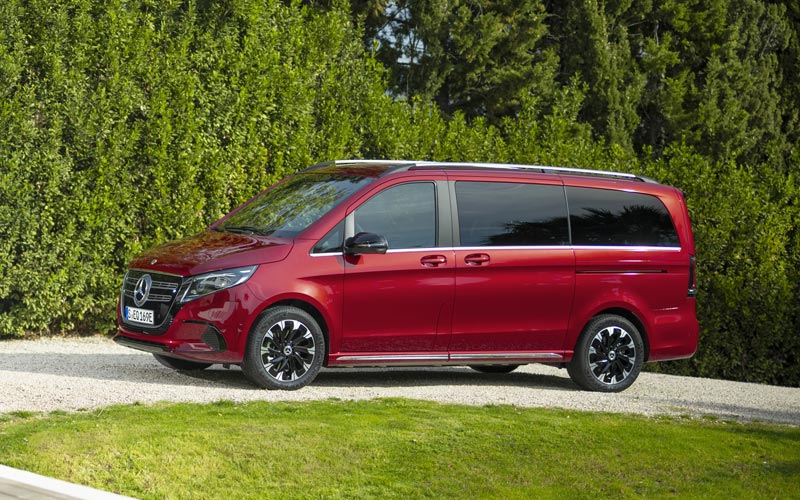 ���� Mercedes EQV 