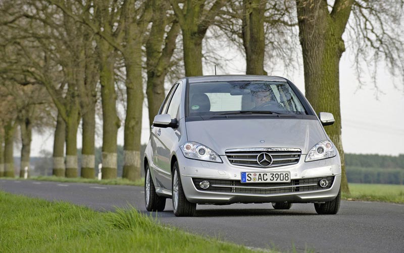 Фото Mercedes A-Class  (2008-2012)