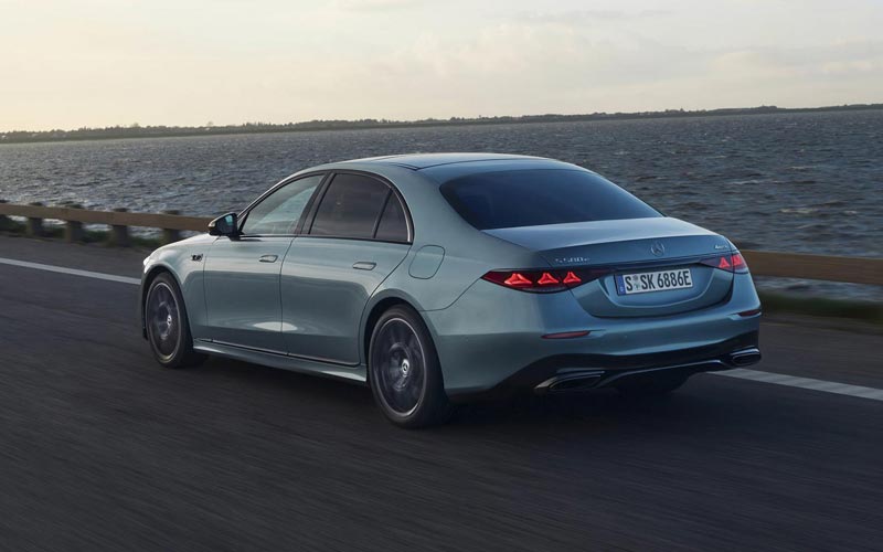 ���� Mercedes S-Class 