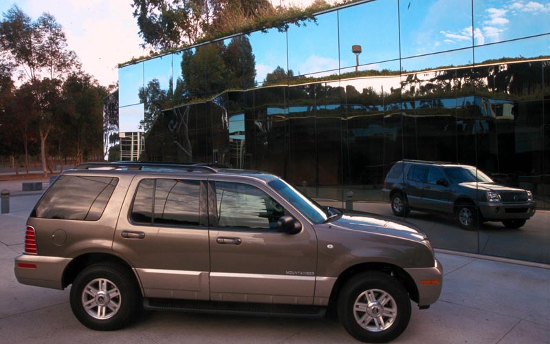  Mercury Mountaineer  (2001-2005)