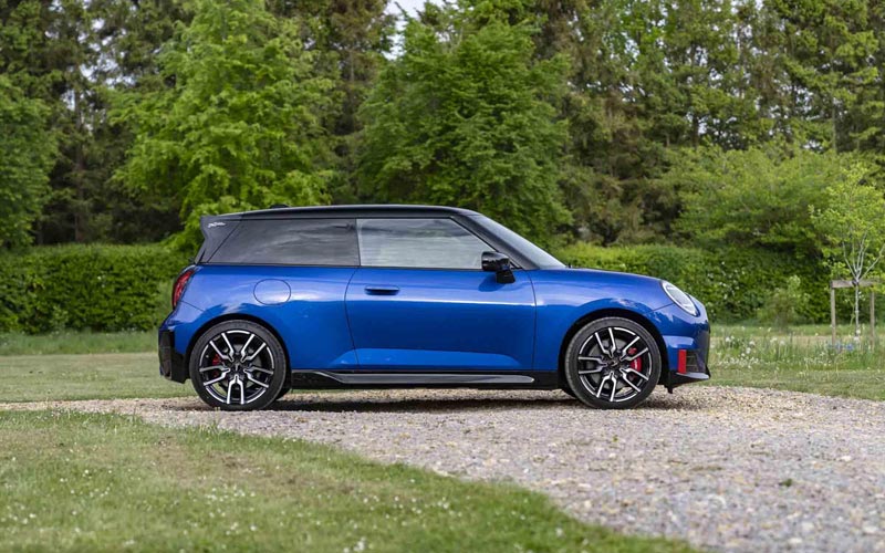  Mini John Cooper Works Electric 