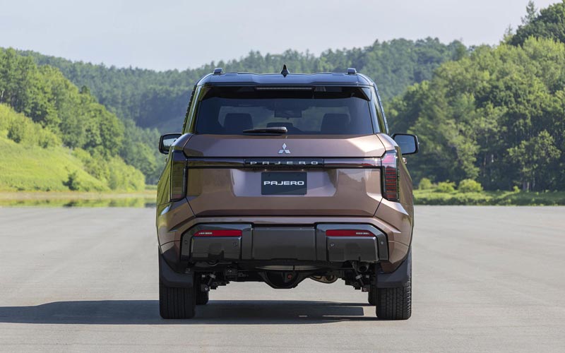 ���� Mitsubishi Pajero 