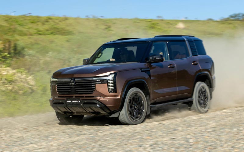 ���� Mitsubishi Pajero 