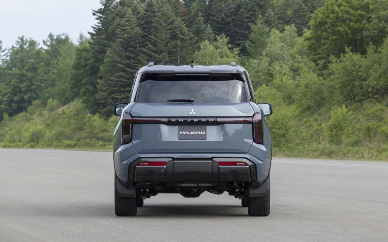 ���� Mitsubishi Pajero 