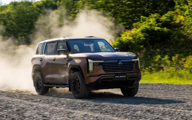 ���� Mitsubishi Pajero 