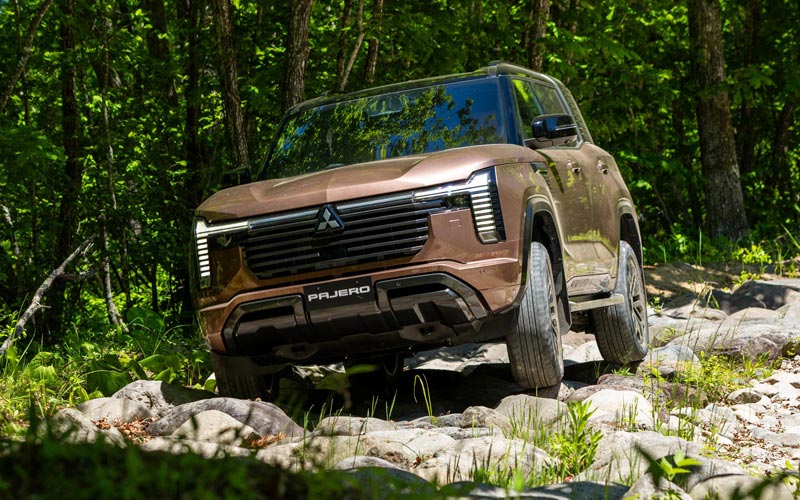���� Mitsubishi Pajero 