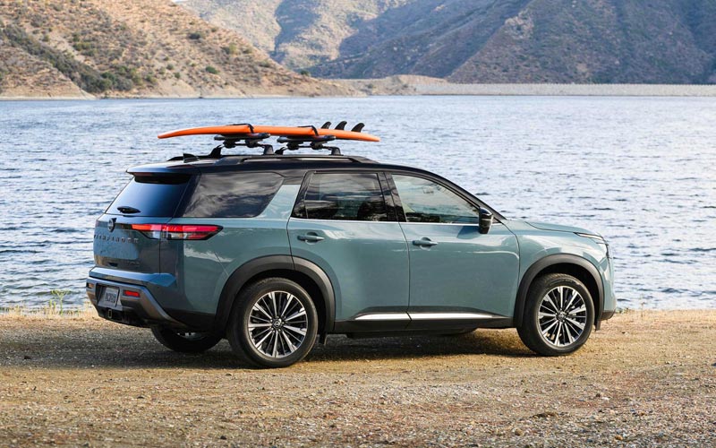 ���� Nissan Pathfinder 