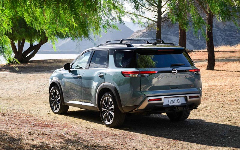 ���� Nissan Pathfinder 