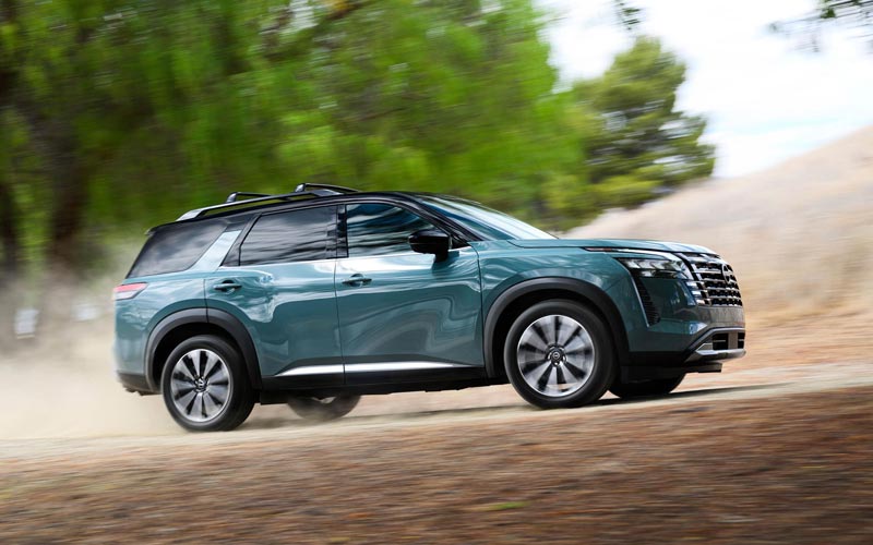 ���� Nissan Pathfinder 