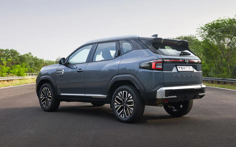 ���� Nissan Tekton 