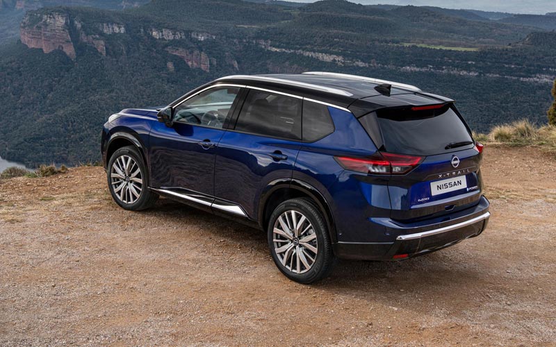 ���� Nissan X-Trail 