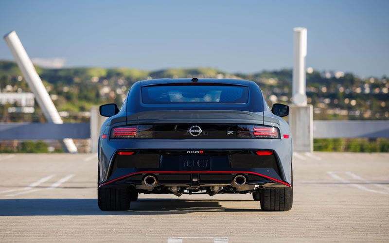 ���� Nissan Z Nismo 