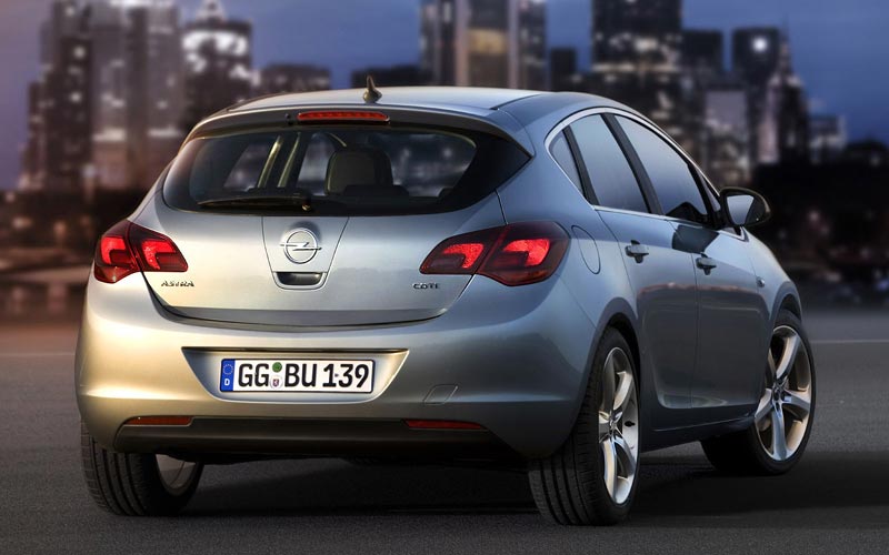  Opel Astra  (2010-2015)