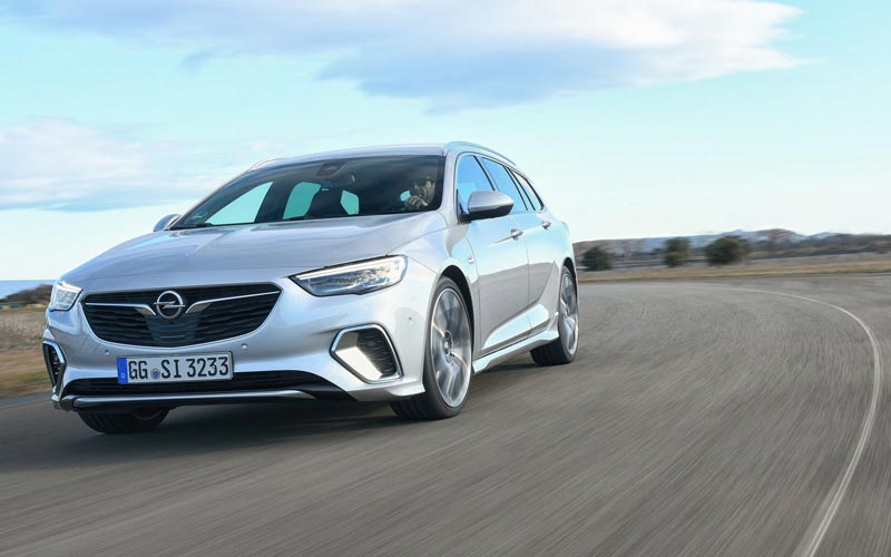  Opel Insignia Sports Tourer GSi 