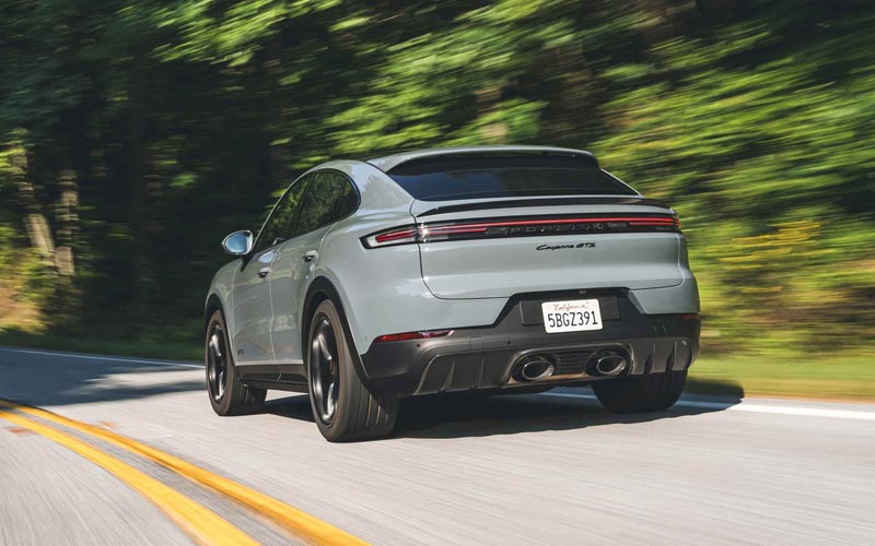  Porsche Cayenne GTS Coupe 