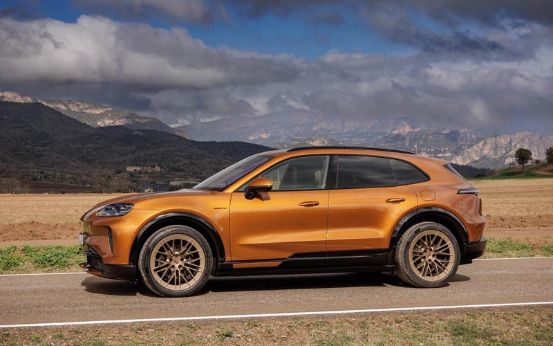 ���� Porsche Cayenne Electric 