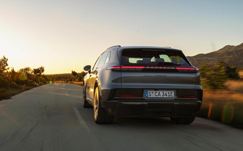 ���� Porsche Cayenne Electric 
