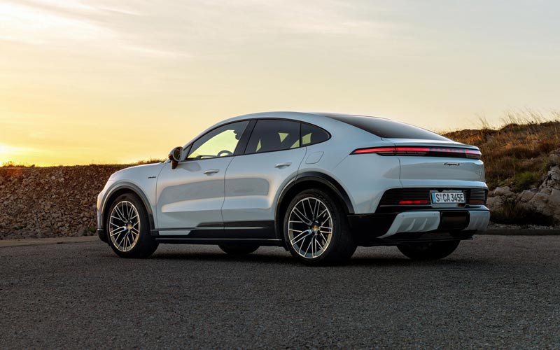 ���� Porsche Cayenne Coupe Electric 