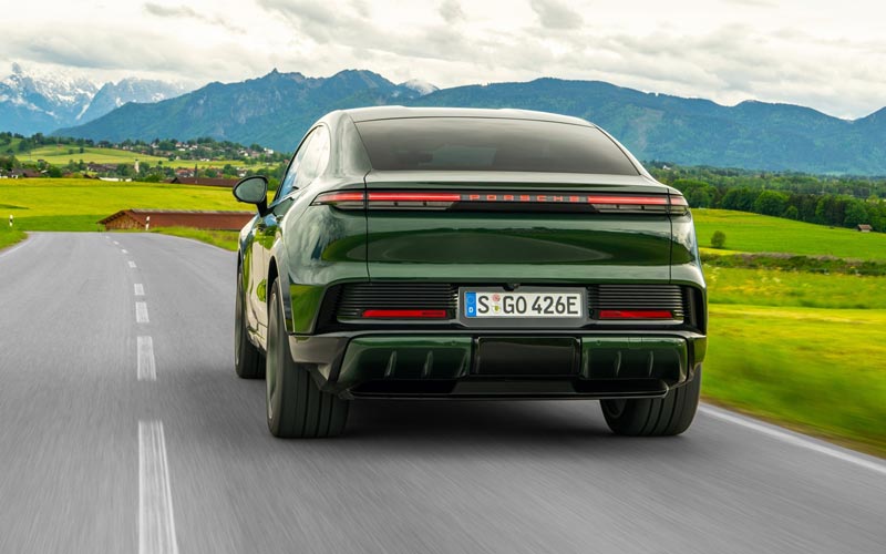 ���� Porsche Cayenne Coupe Electric 