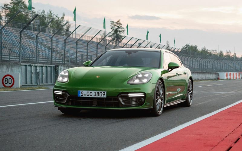  Porsche Panamera GTS Sport Turismo  (2018-2020)