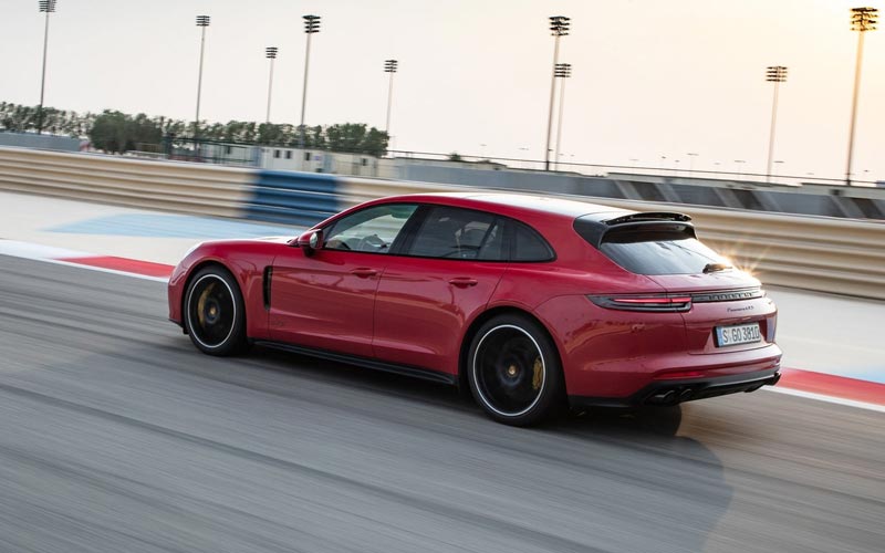  Porsche Panamera GTS Sport Turismo  (2018-2020)