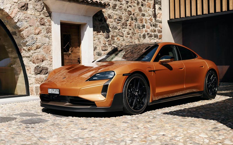 ���� Porsche Taycan Turbo GT 