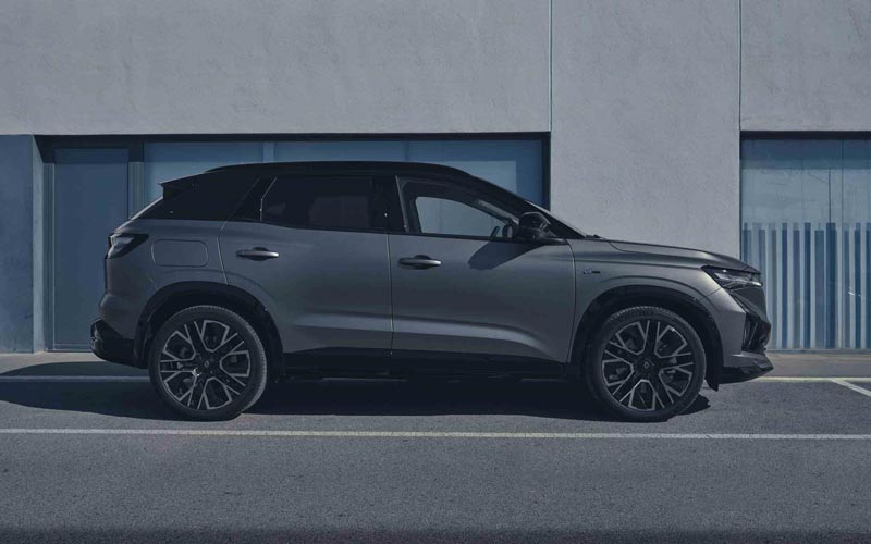 ���� Renault Austral 