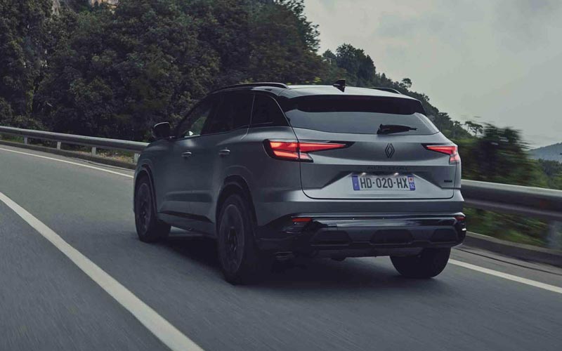 ���� Renault Austral 