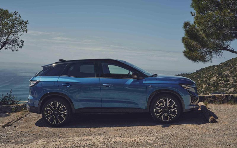 ���� Renault Austral 