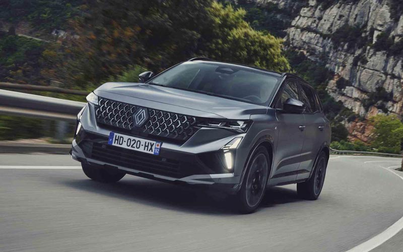 ���� Renault Austral 