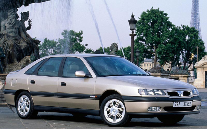  Renault Safrane  (1996-2000)