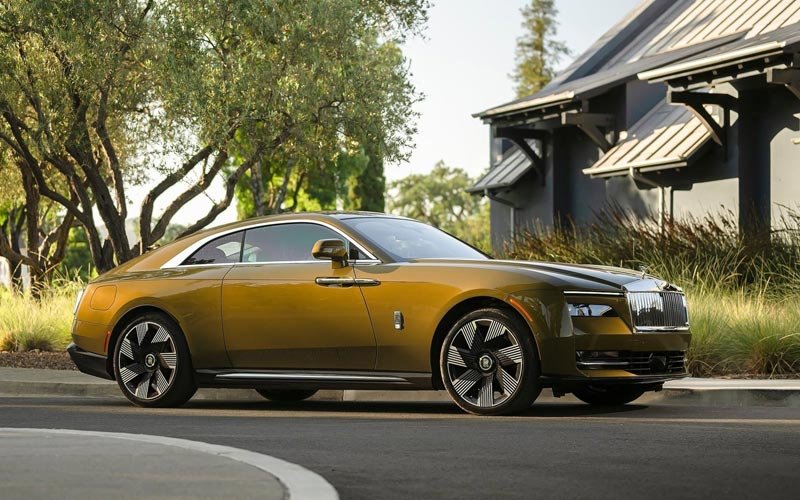  Rolls-Royce Spectre 