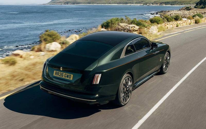 ���� Rolls-Royce Spectre 