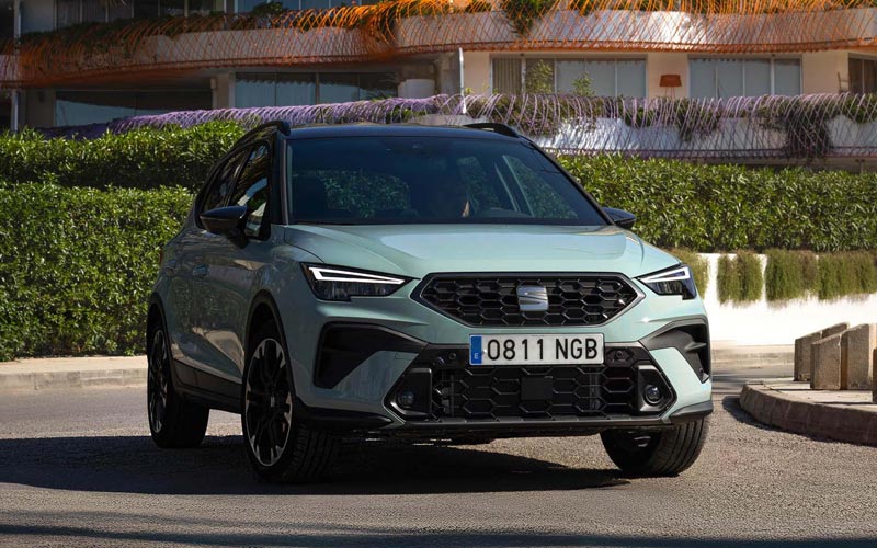 ���� SEAT Arona 