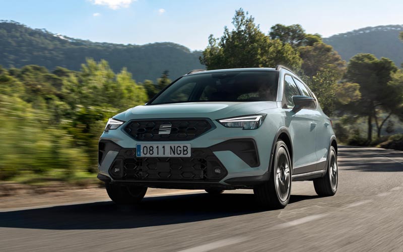 ���� SEAT Arona 