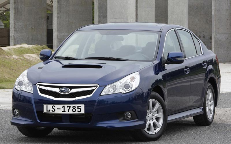 Subaru Legacy  (2010-2012)