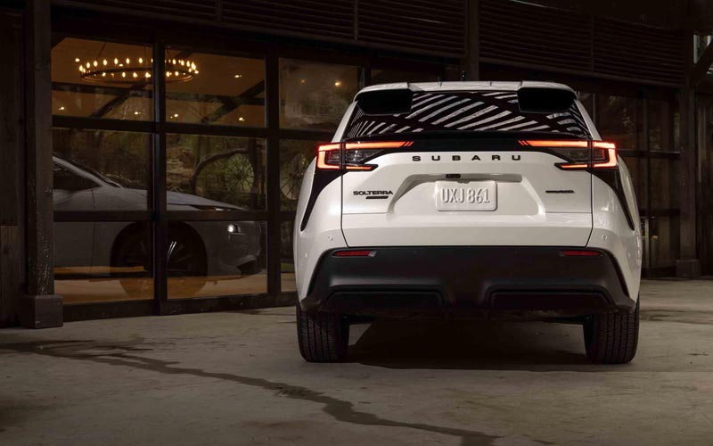 ���� Subaru Solterra 