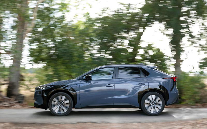 ���� Subaru Solterra 