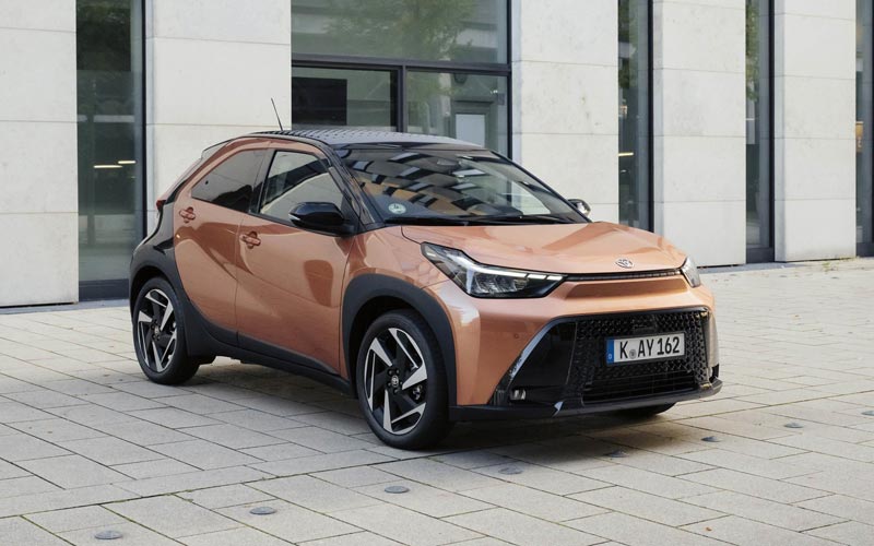  Toyota Aygo X 