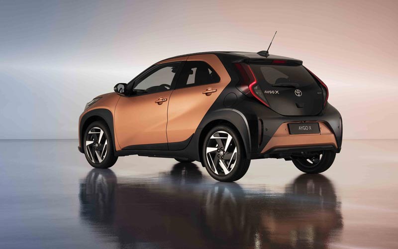  Toyota Aygo X 