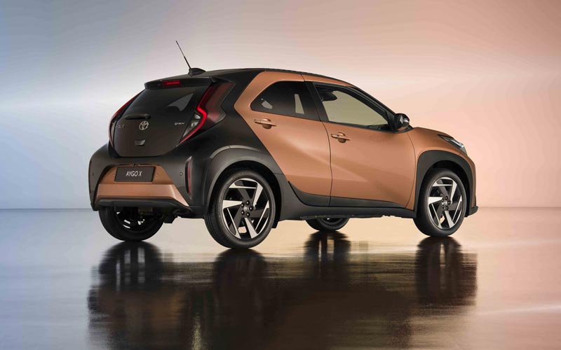  Toyota Aygo X 