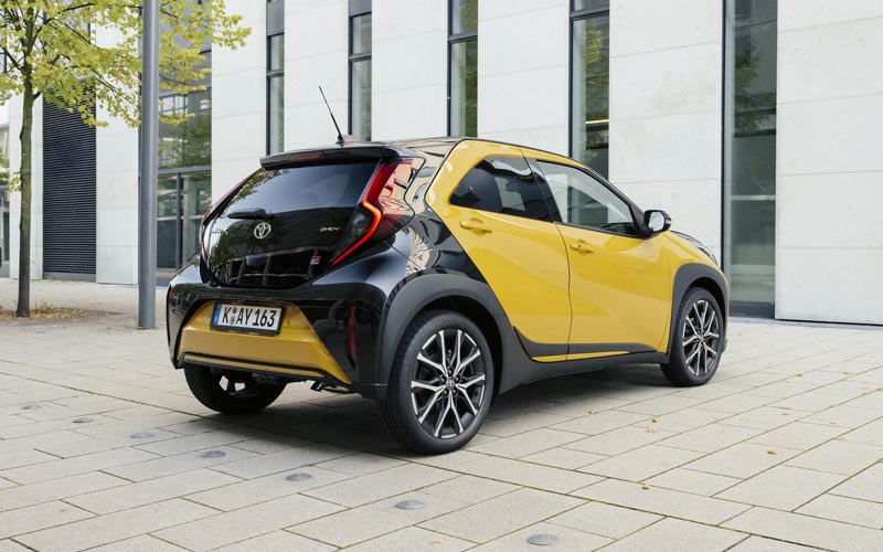  Toyota Aygo X 