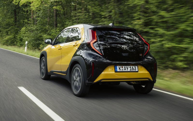  Toyota Aygo X 
