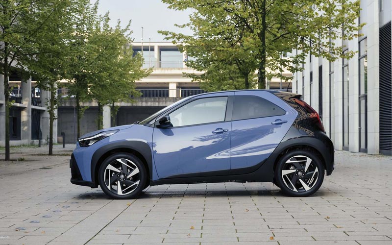  Toyota Aygo X 